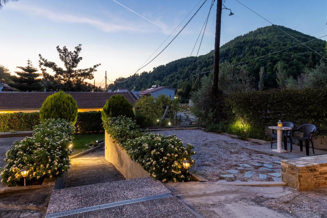 Skopelos Country House Diamantis & Chrisi Agnontas ภายนอก รูปภาพ
